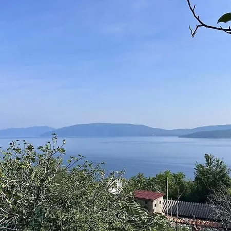 Stone Cesarovina Cres